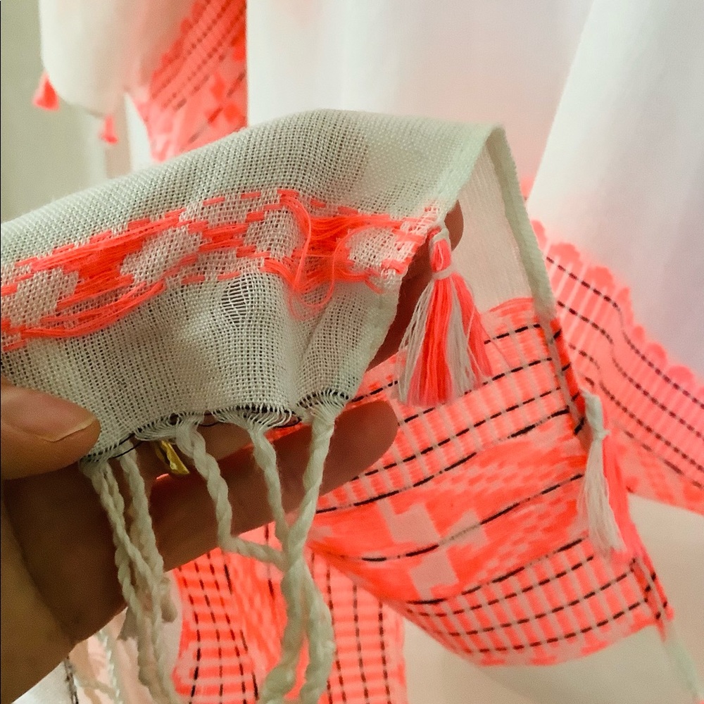 Swimsuit cover up or can be worn as a comfy dress. - Picture 6 of 6